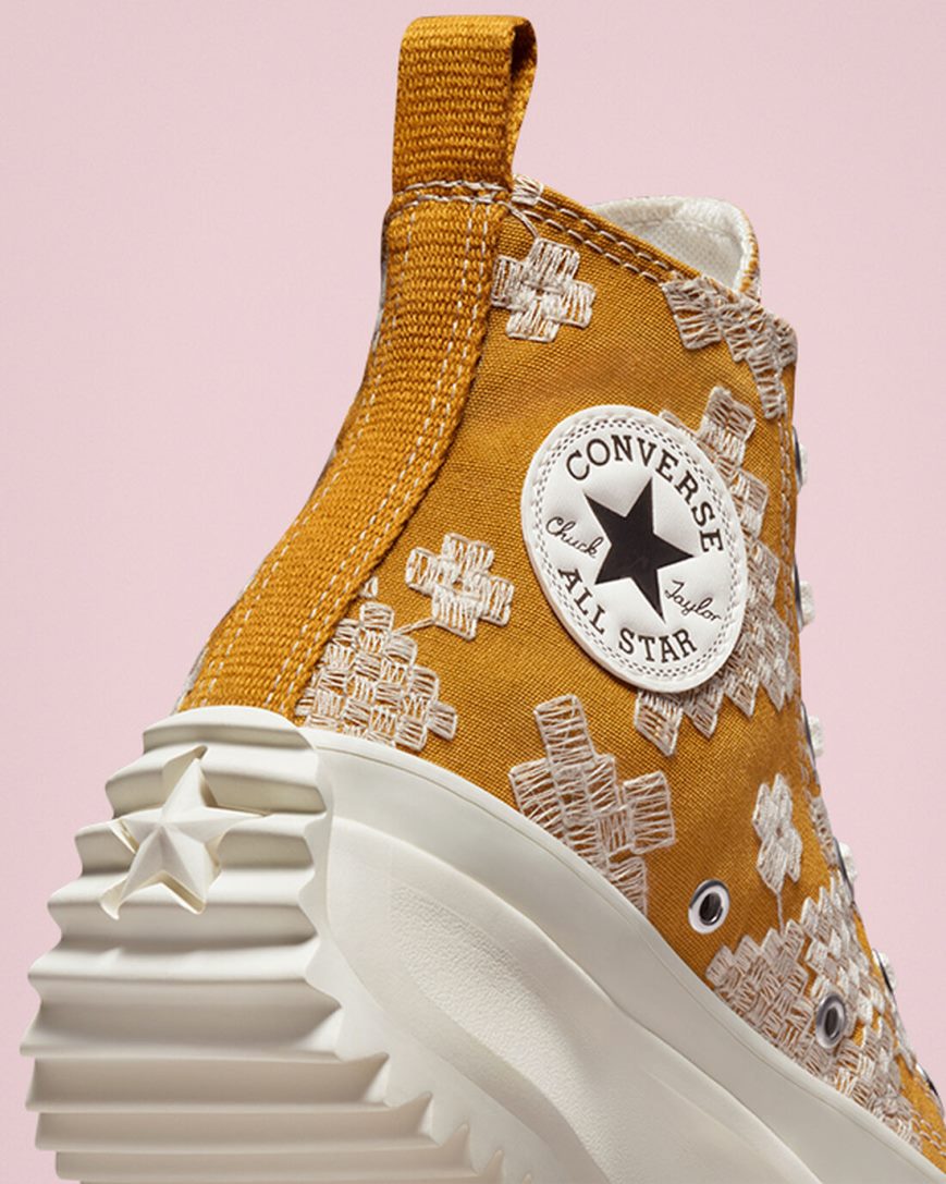 Dámské Boty Na Platformy Converse Run Star Hike Tonal Embroidery Vysoké Zlaté | CZ IBCA37